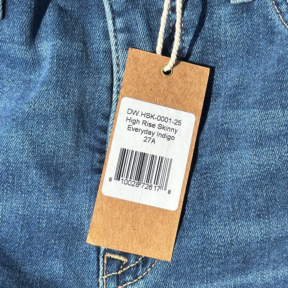 RevTown Jeans 27A NWT - Picture 5 of 8